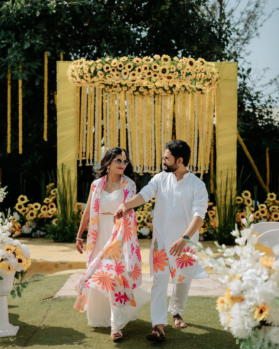Beautiful floral haldi setup in Surat (Haldi Setup 15)