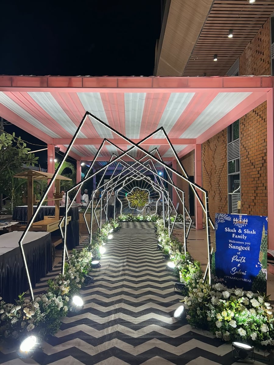 Vibrant sangeet night backdrop in Surat (Sangeet Setup 9)