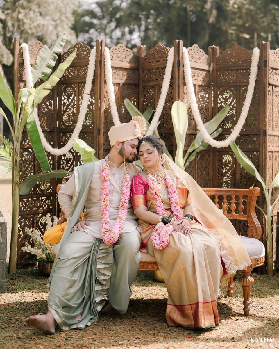 Gorgeous wedding decoration setup in Surat (Theme 15)