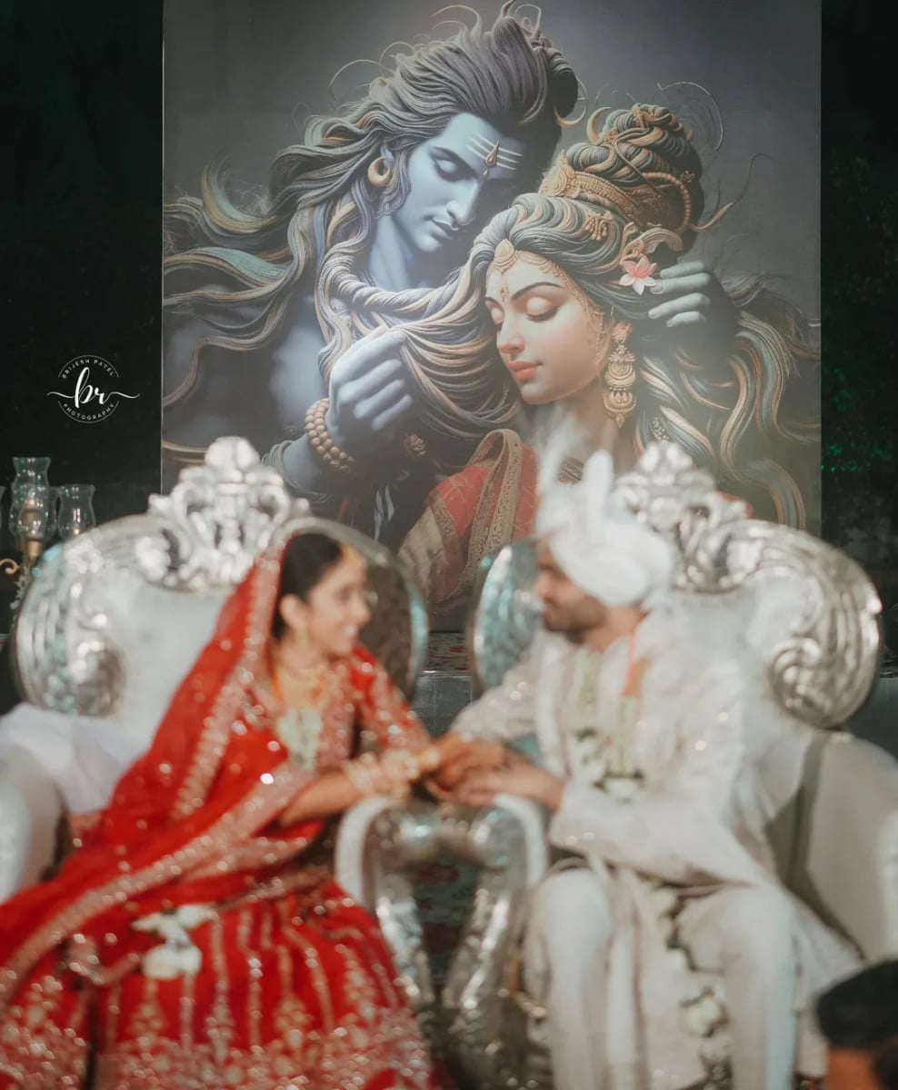 Bespoke wedding stage design in Surat (Theme 39)